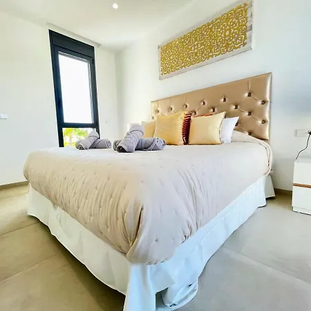 Modern 4 Bed With Pool Lc4 Villa